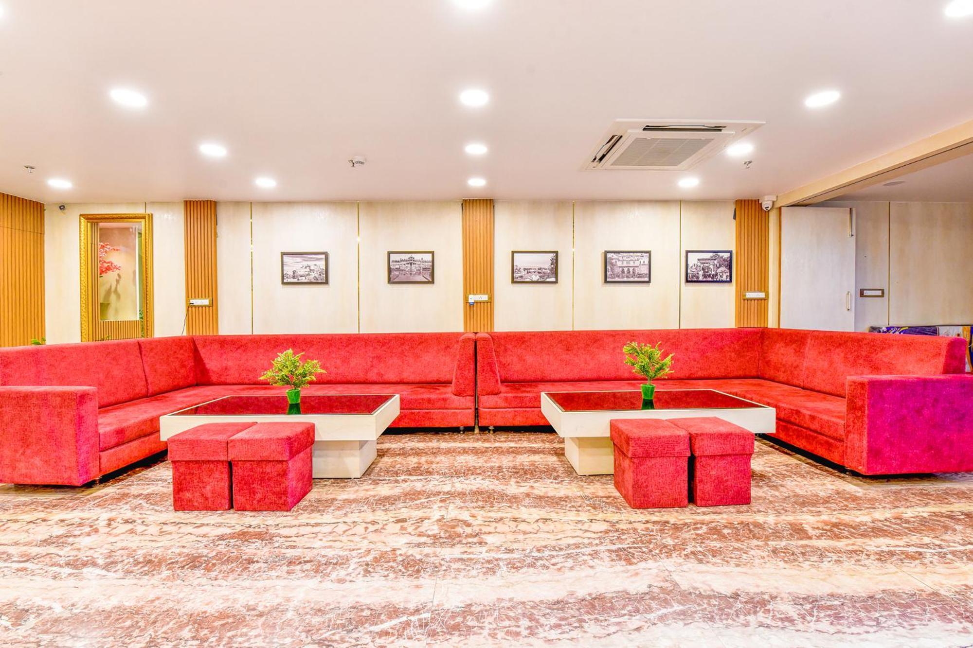 Hotel Fabexpress Mewar Shine Udajpur Zewnętrze zdjęcie